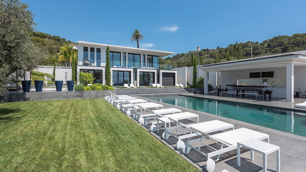 Fantastic Contemporary Villa in Cannes
