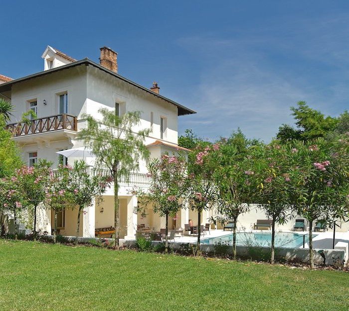 Exclusive to Beauchamp Estates: Beautiful Belle Epoque Villa in Cannes