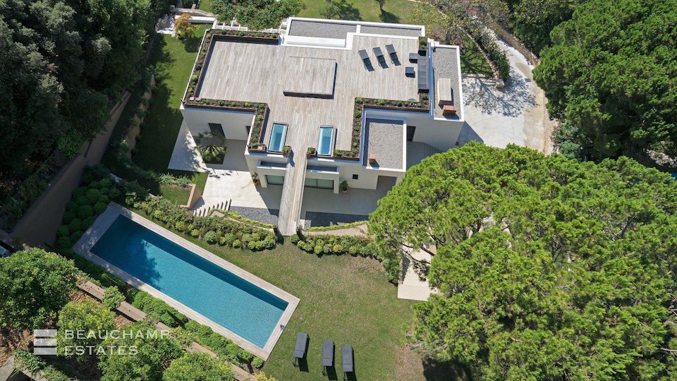 Modern Villa in Cannes With Private Swimming Pool