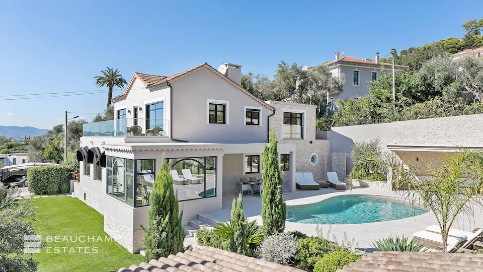 Côte d'Azur Villas with Private Pools | Beauchamp Estates French Riviera