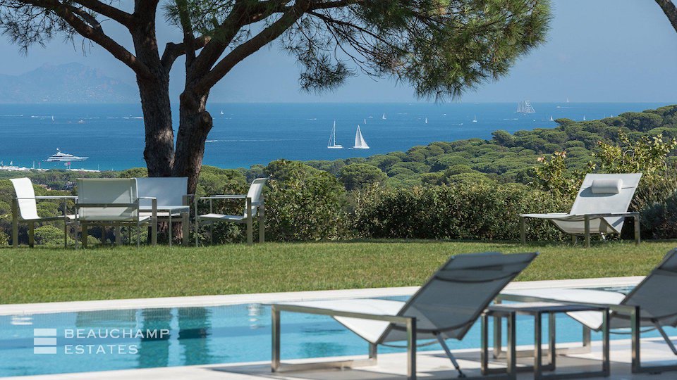 Private Swimming Pool With Outstanding Sea View at St Tropez Villa
