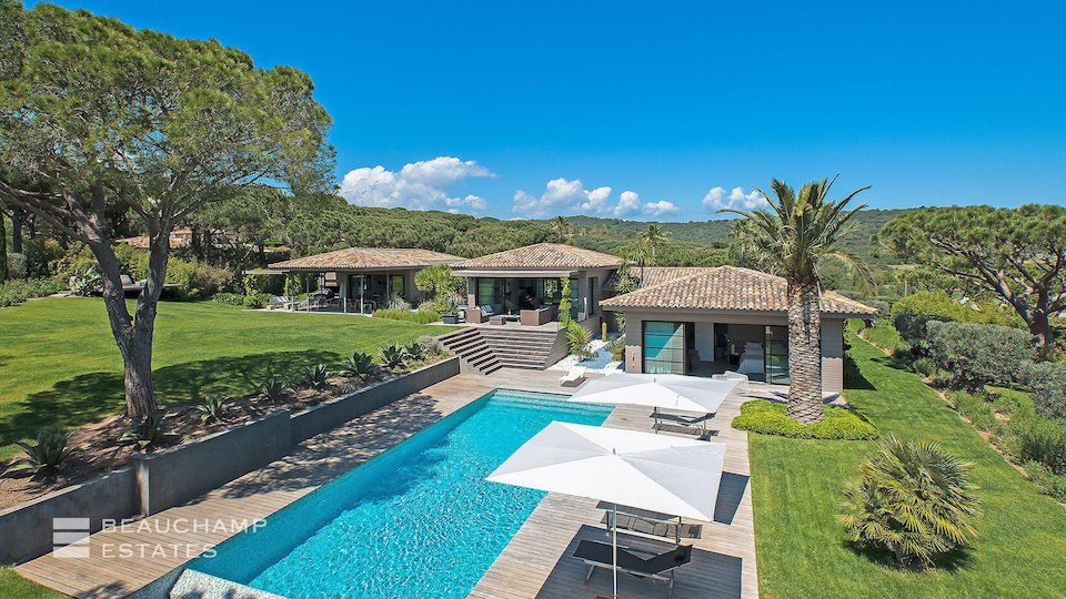 St Tropez Villa With Private Swimming Pool