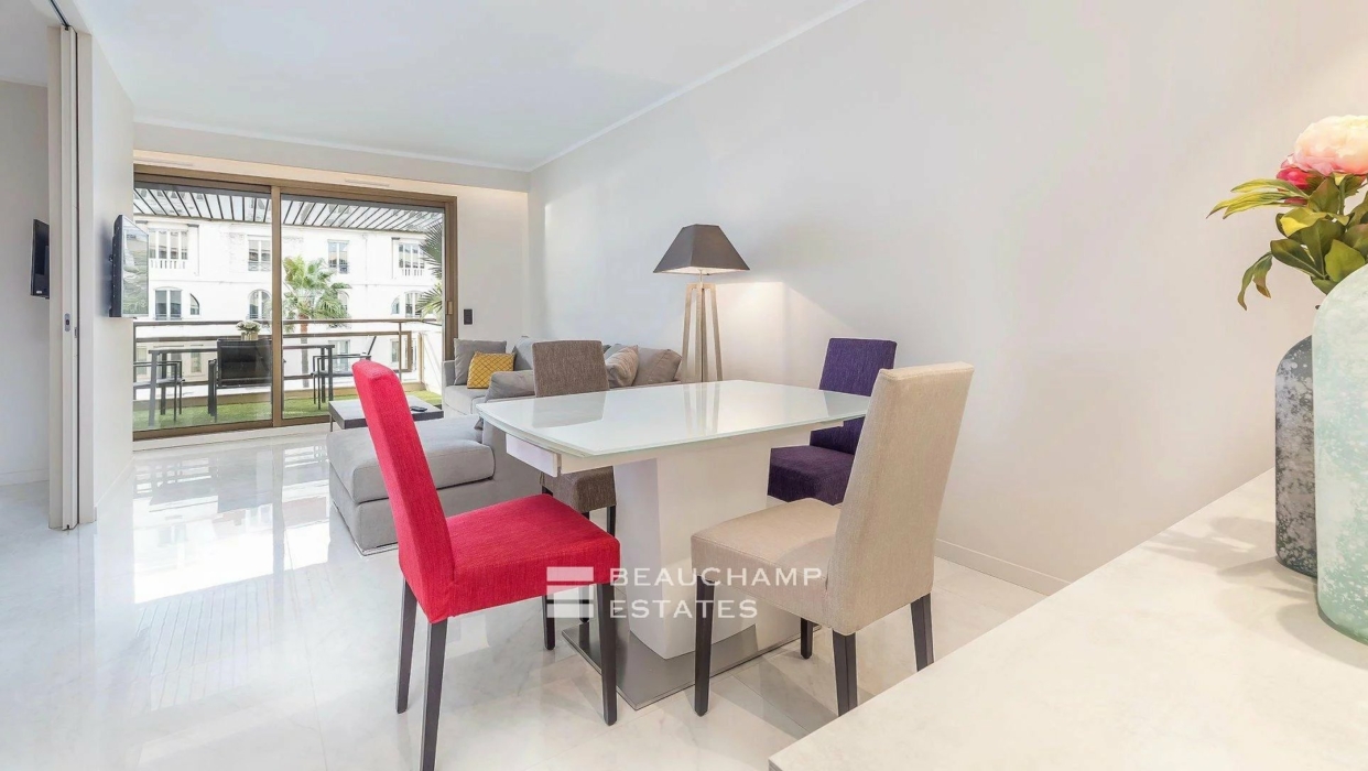 Cannes close to Croisette - Stunning 2 bedrooms apartment 2024