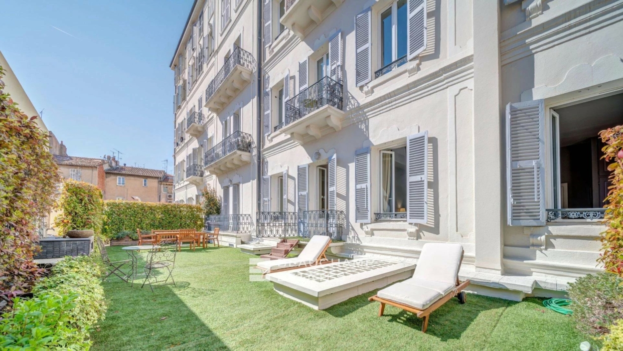 Cannes Center - 4 bedrooms apartment terrace 2024