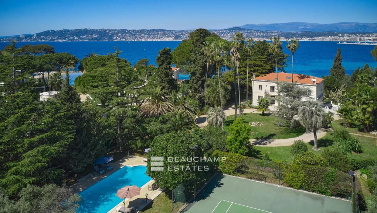 Cap d'Antibes, west side awesome waterfront property 2024