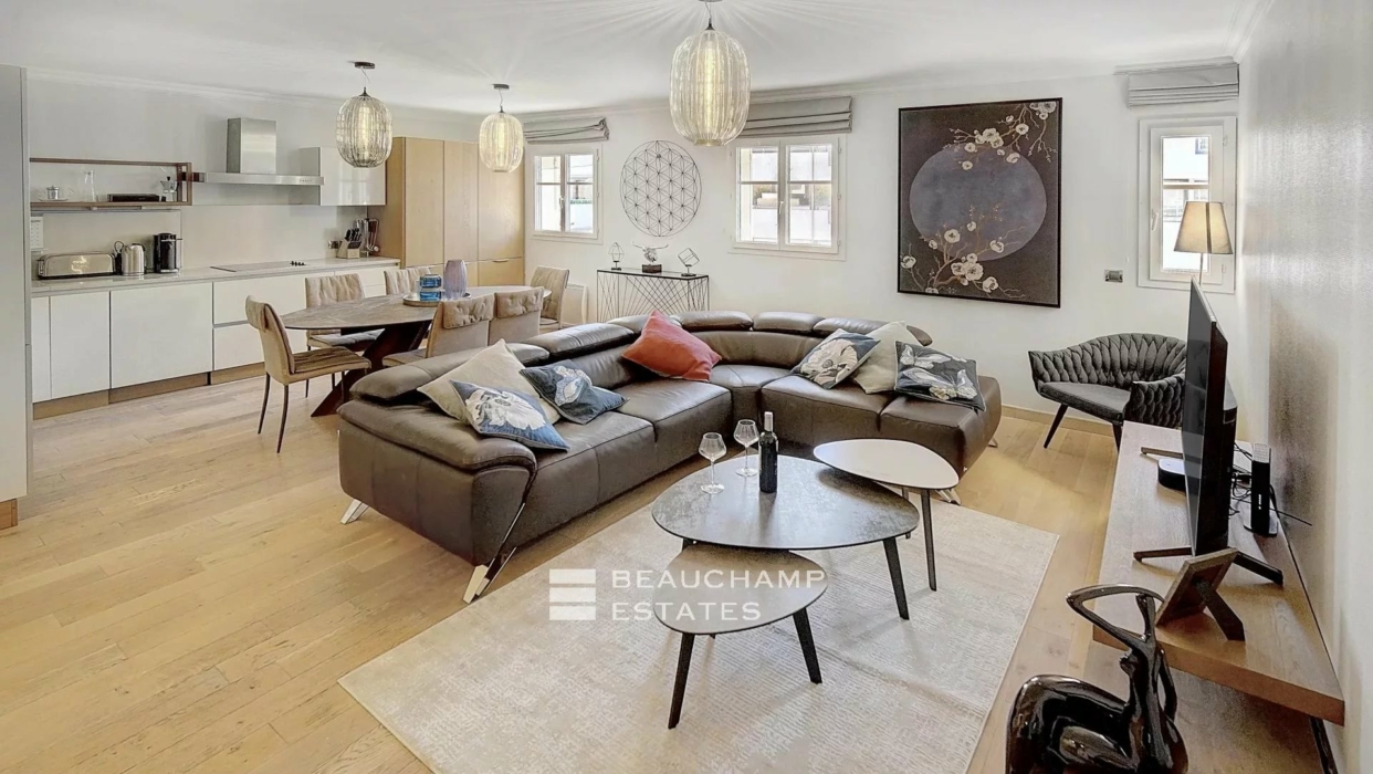 3 Bedroom Apartment Close to the Palais 2024