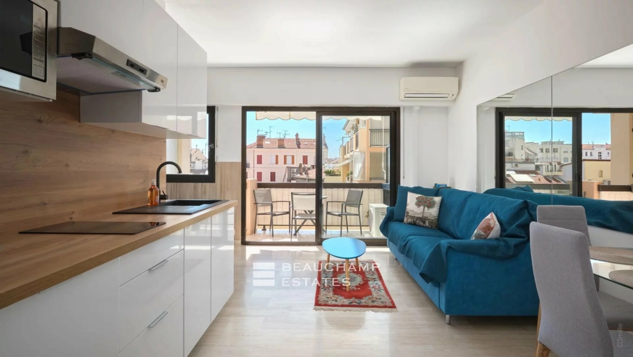 Studio with separate bedroom and terrace - Cannes near Palais 2024