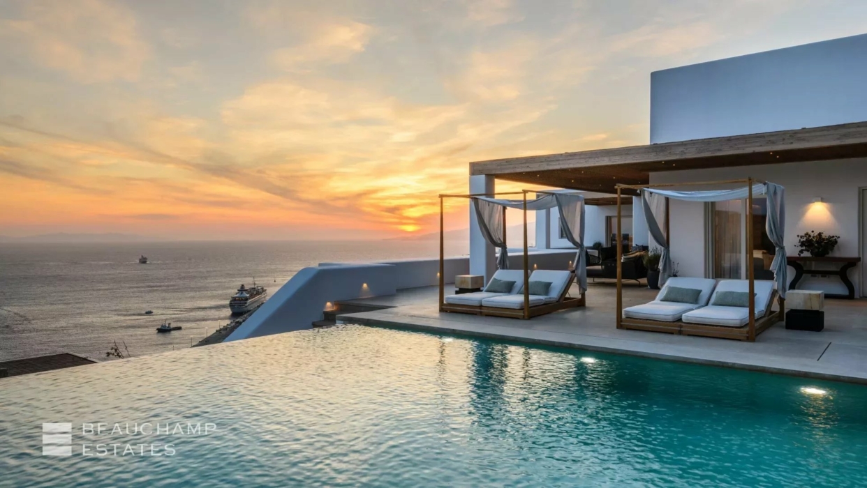 Villa Hermes | An amazing property overlooking the harbor 2024