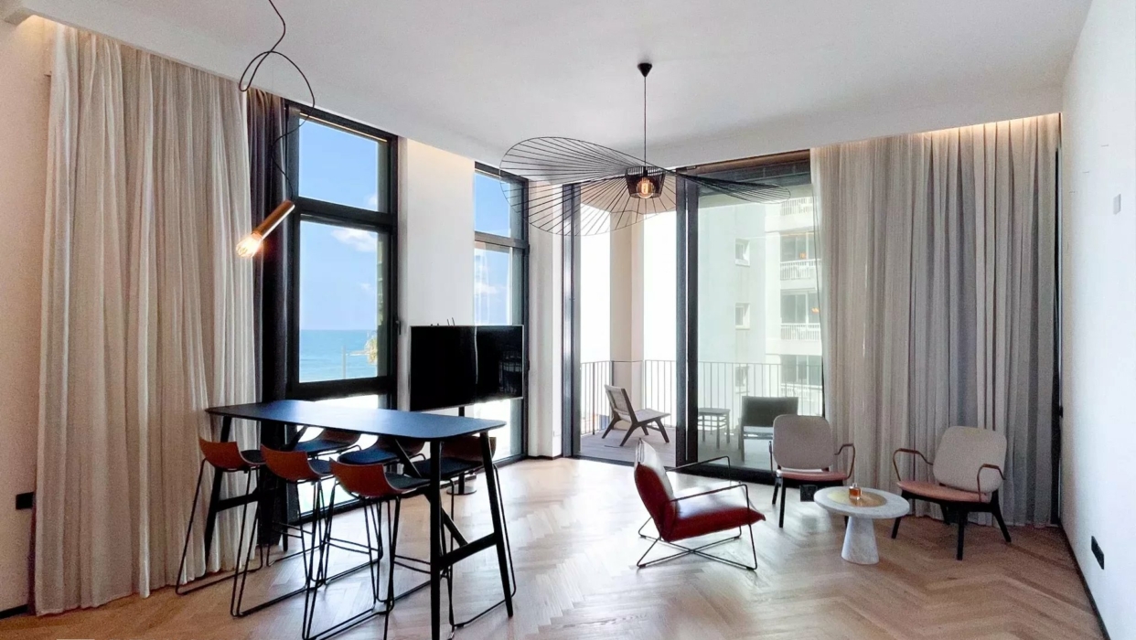 A superb apartment in the Renoma residences 2024