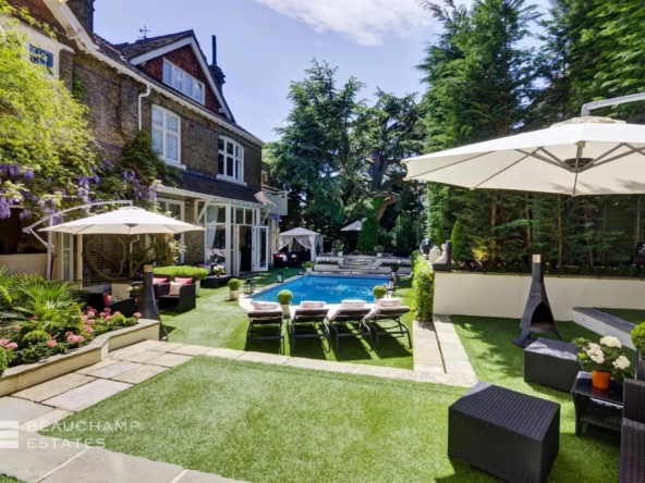 A beautiful ten-bedroom house in the heart of Hampstead 2024