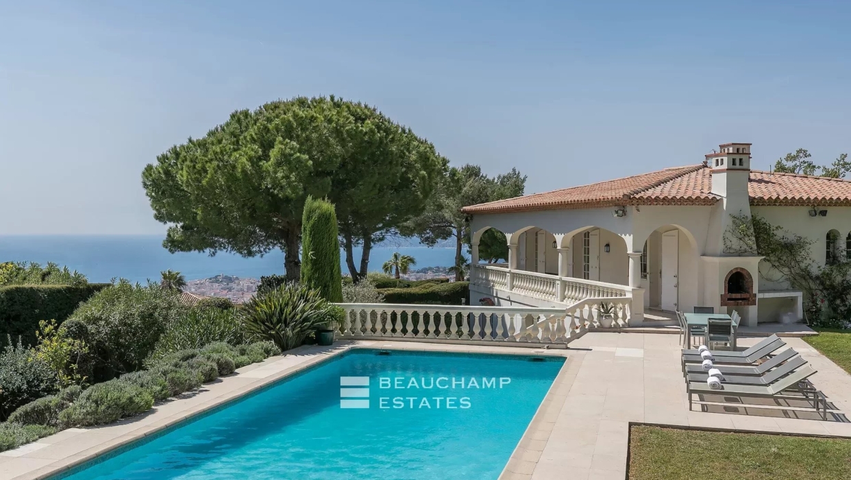 Jolie villa provençale 4 chambres dans les hauteurs de Cannes 2024