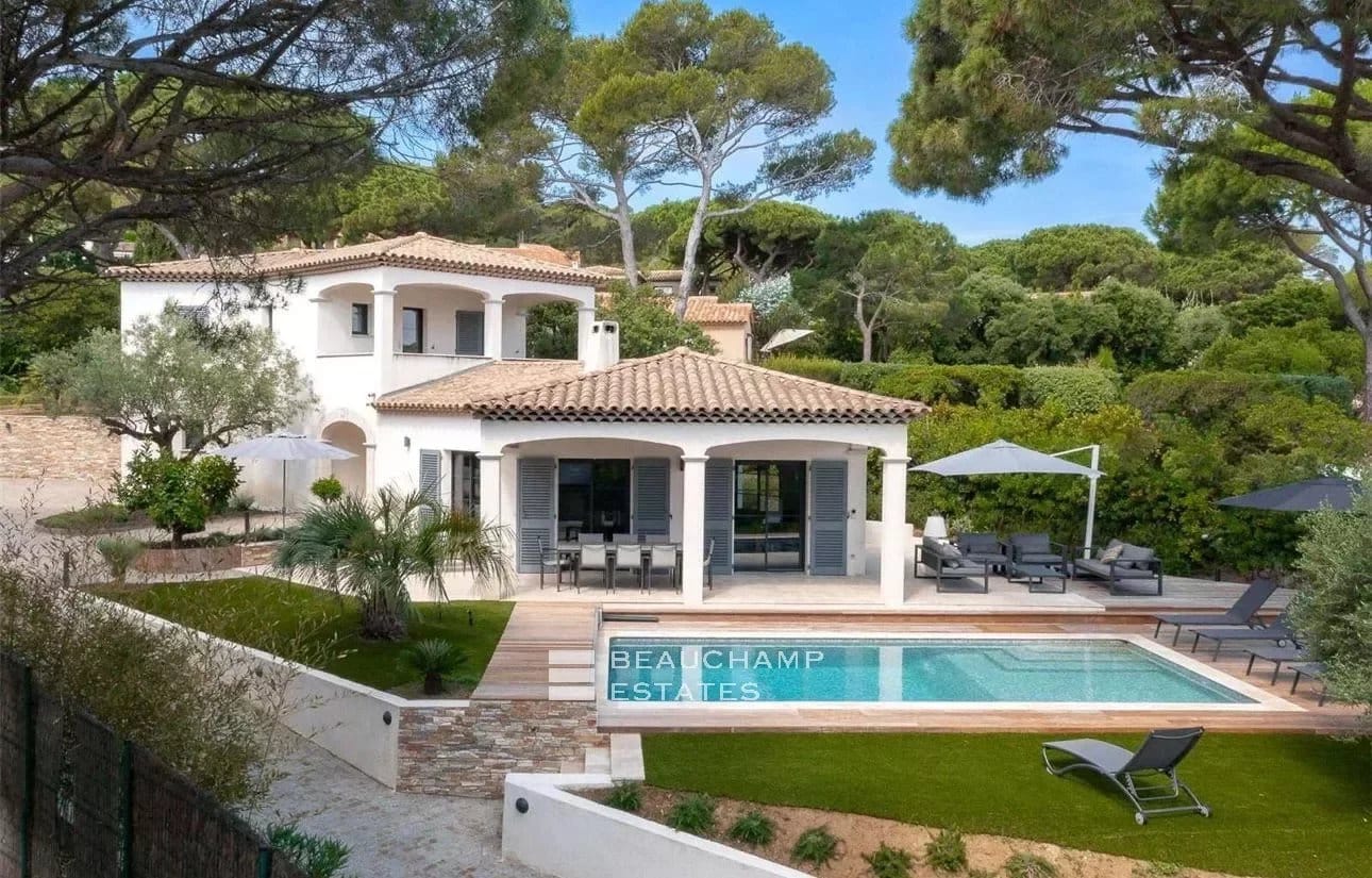 Charming new villa within walking distance of Salins beach 2024