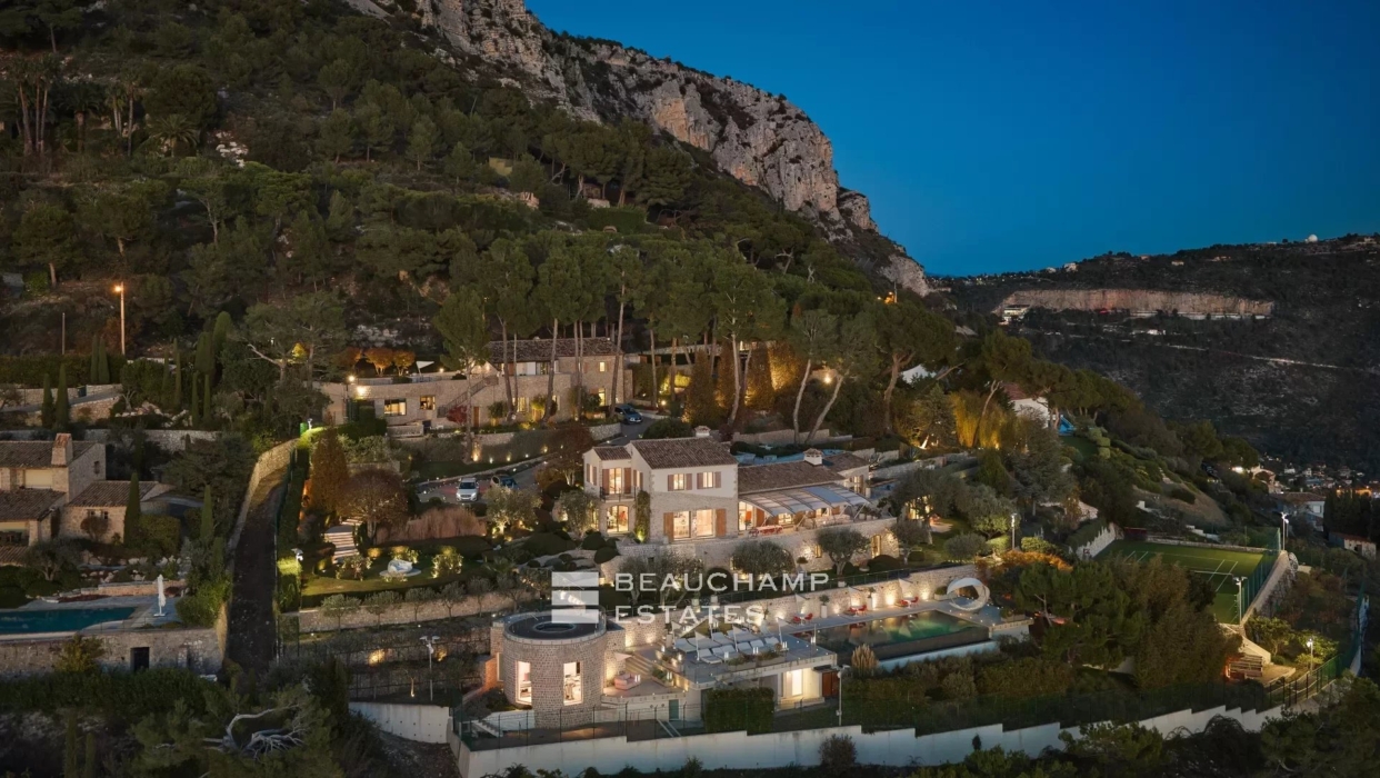 Eze : Exceptional Property 15 Minutes from Monaco 2024