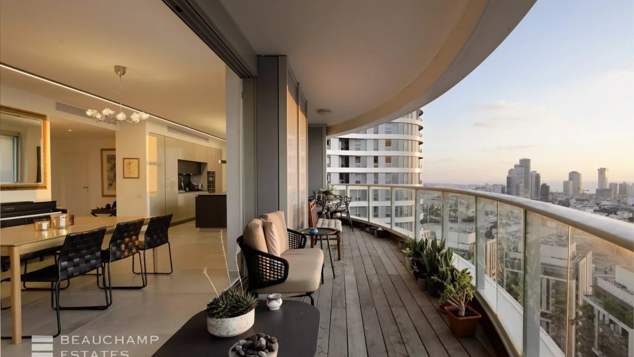 Luxury Apartment in the Heart of Tel Aviv 2024