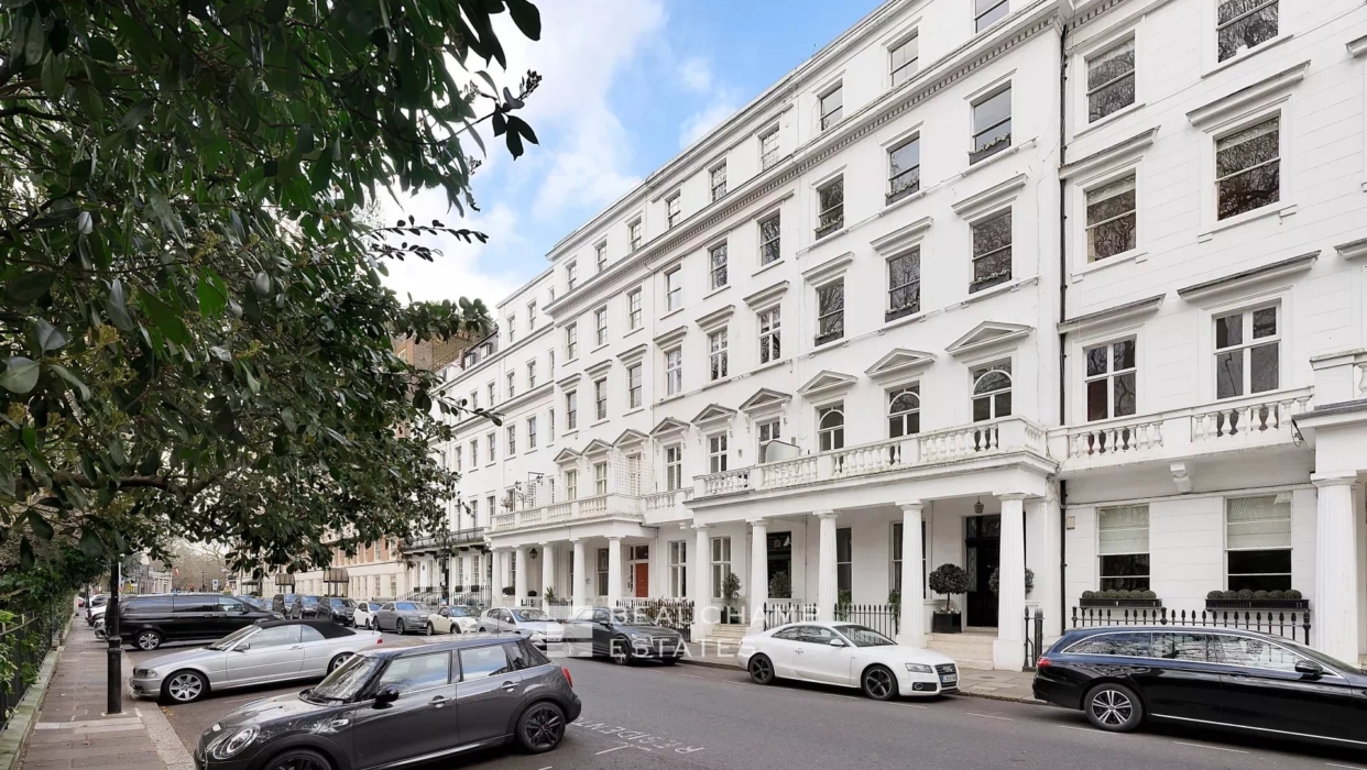 An impressive home with planning permission in the heart of Belgravia 2024