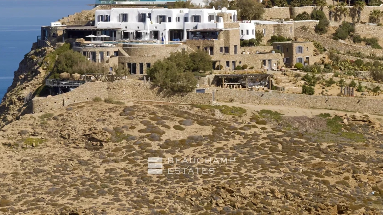 The Cape - The most prestigious house in Mykonos 2024