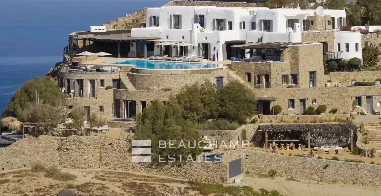 The Cape - The most prestigious house in Mykonos 2024