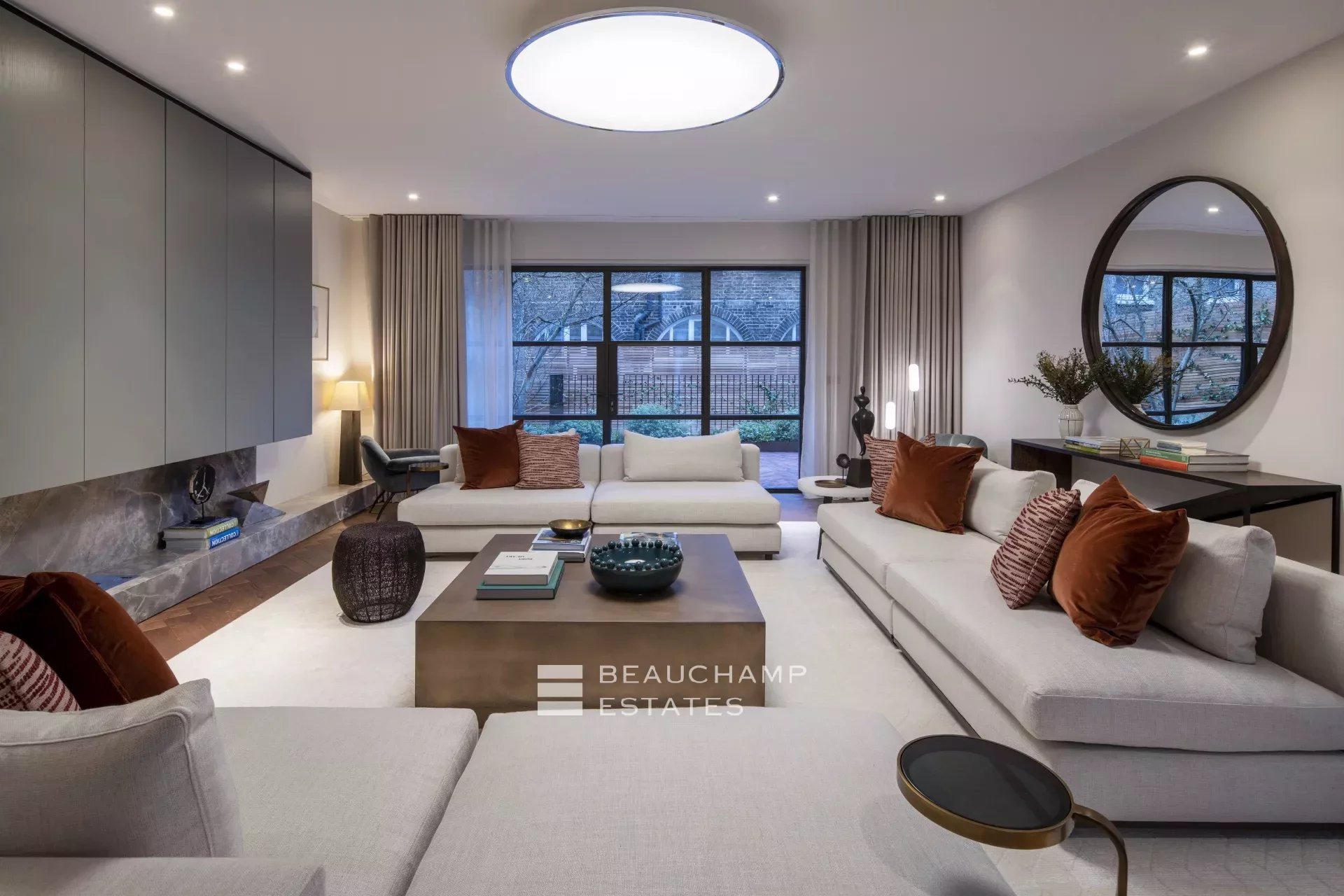 An exceptional four bedroom duplex apartment moments from Regent's Park 2024