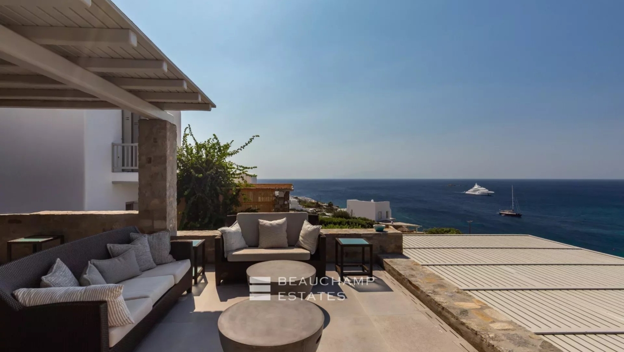 Villa Blue Rock | A captivating villa with sea views 2024
