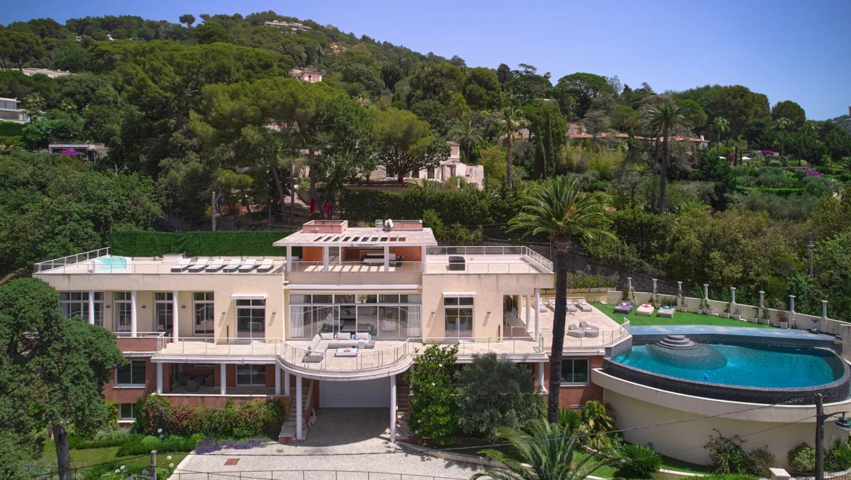 Magnifique Villa Moderne de 8 Chambres dans la Centre de Cannes 2024