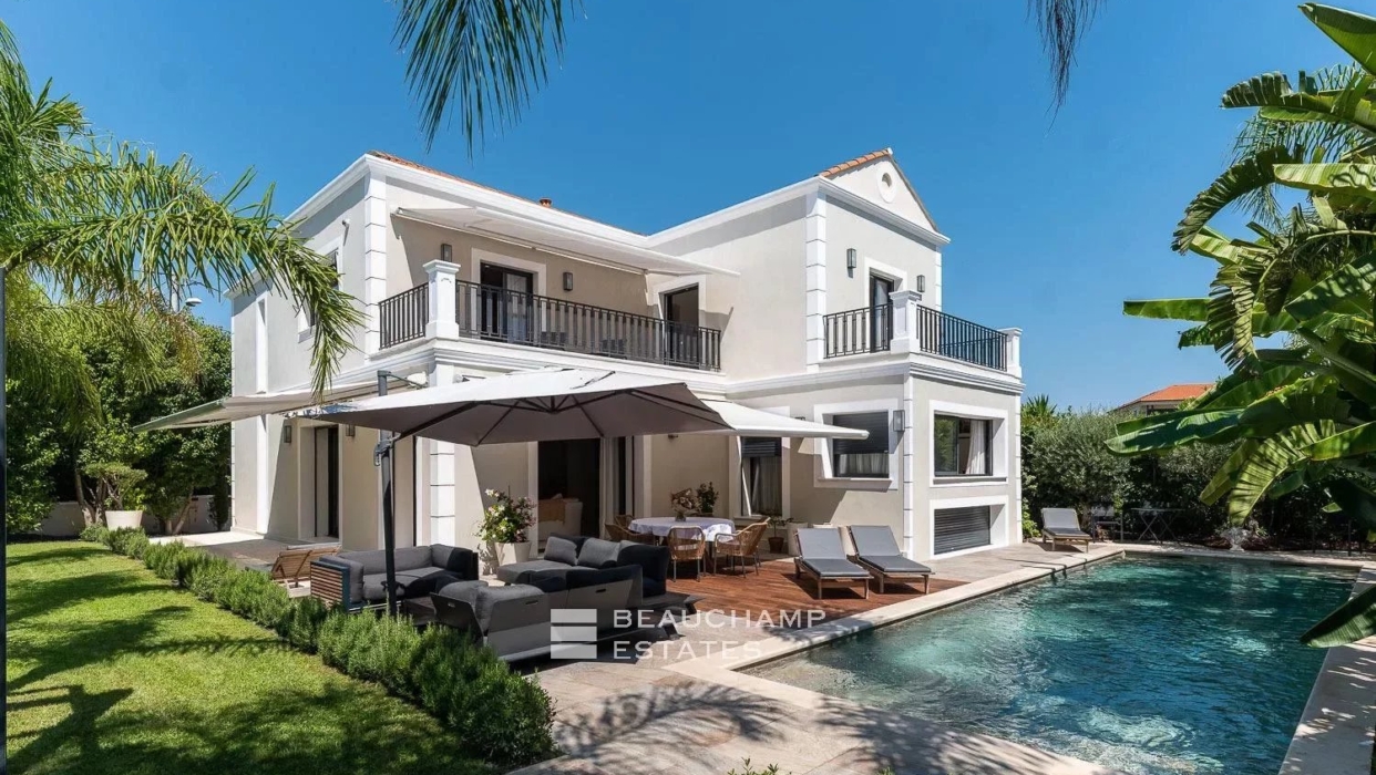 Magnificent modern villa on Cap d'Antibes 2024