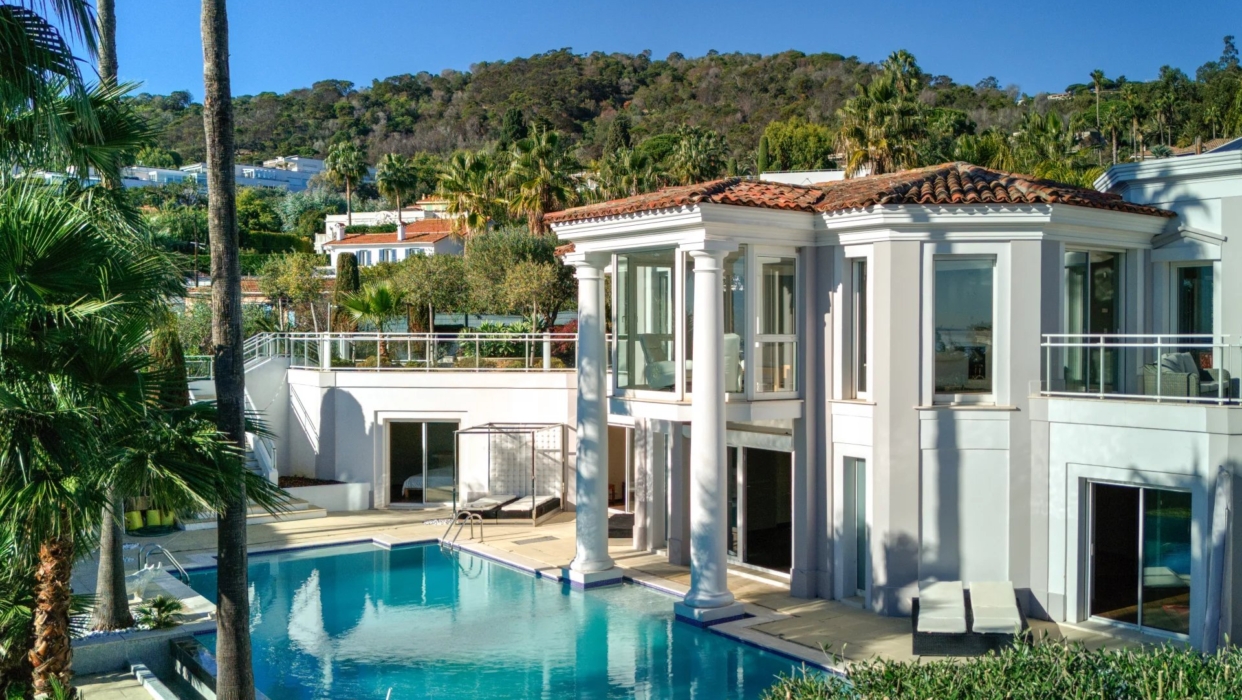 Sea View Villa in Cannes, French Riviera 2024
