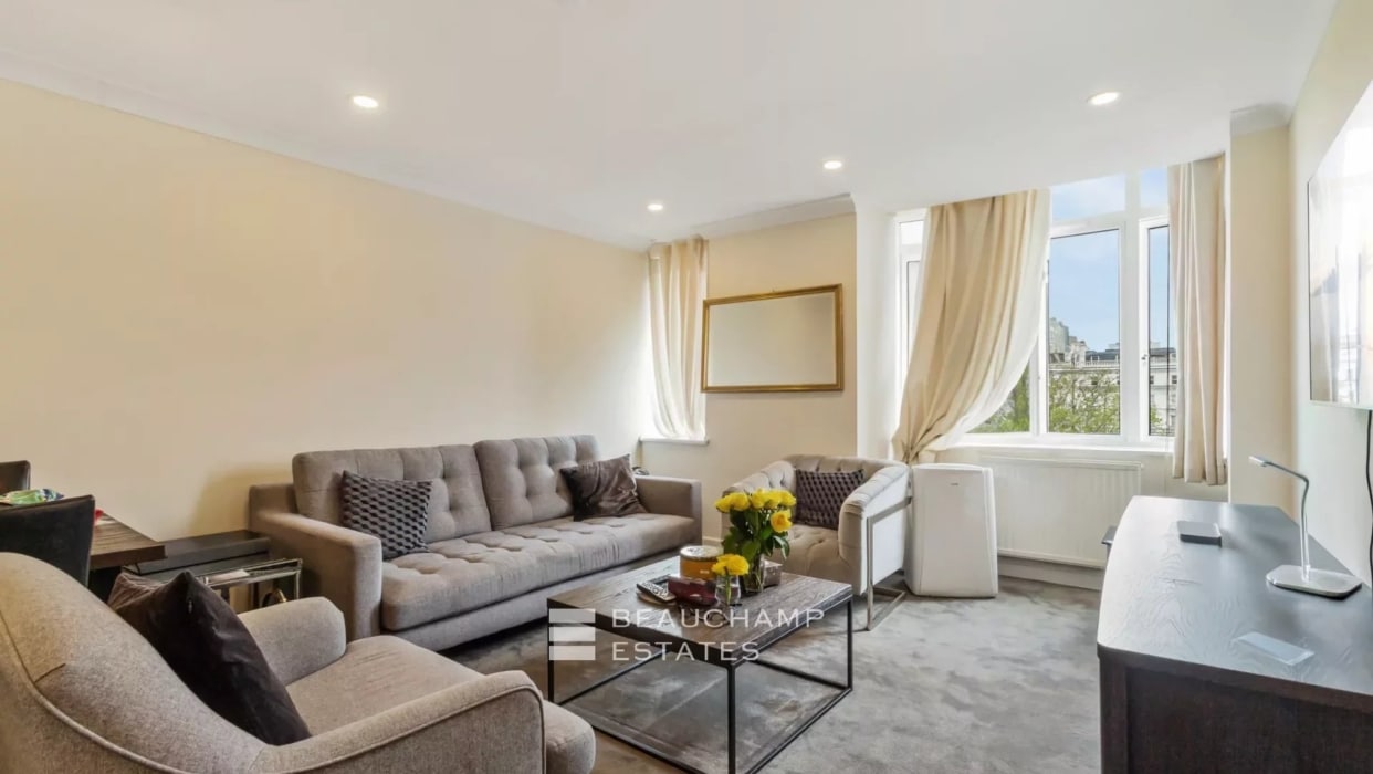 An upper floor apartment with Porter, located on Sloane Street. 2024