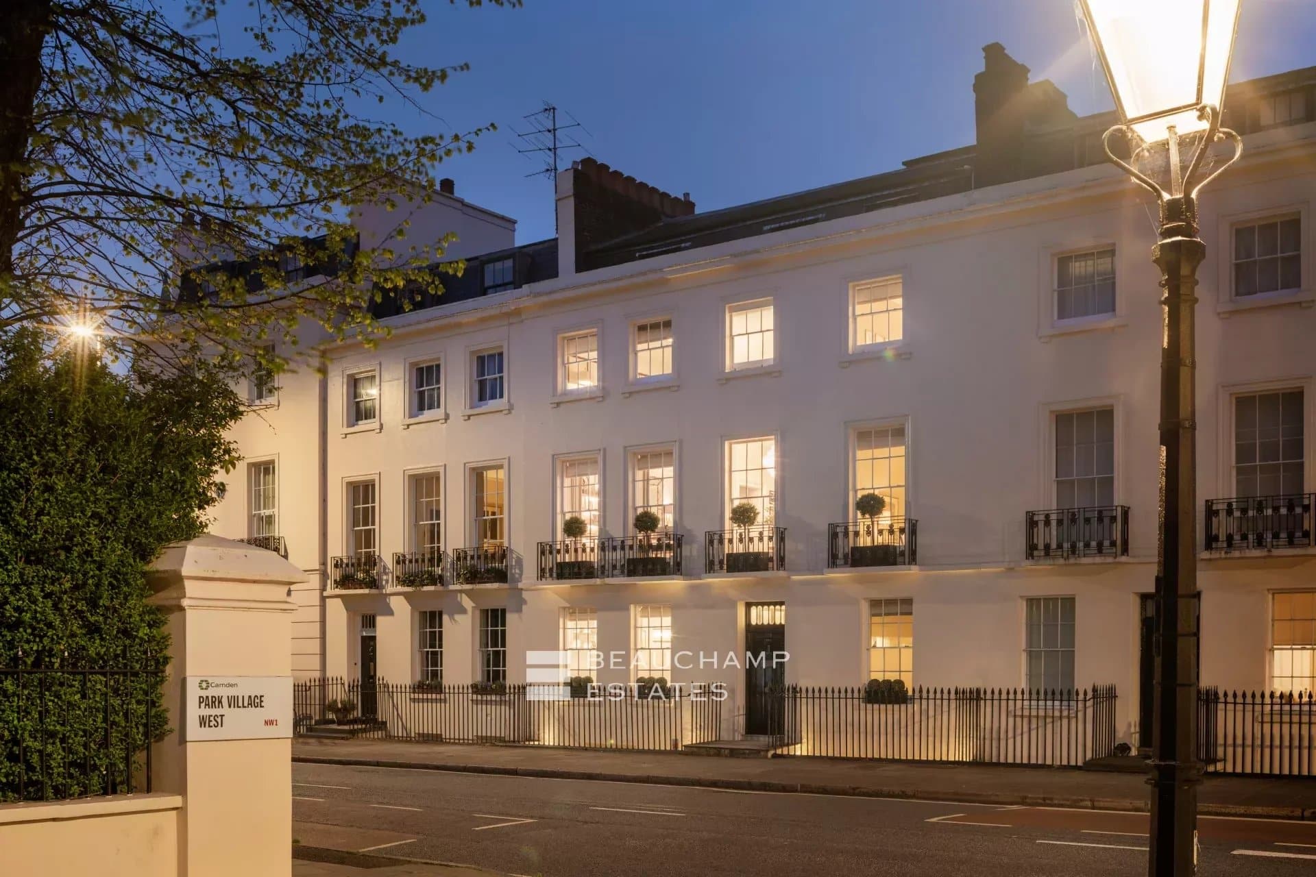 An outstanding 5 bedroom house located moments from Regent's Park 2024
