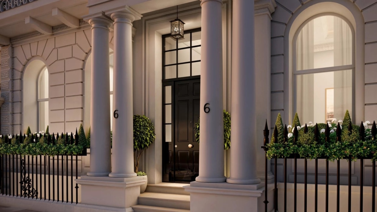 An interior designed ground floor apartment located in a boutique development in the centre of Mayfair. 2025