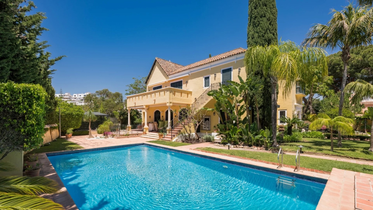 Andalusian Style Villa 2025