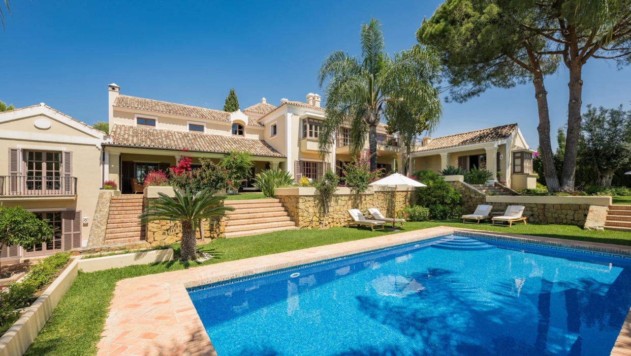 Andalusian Style Villa 2025