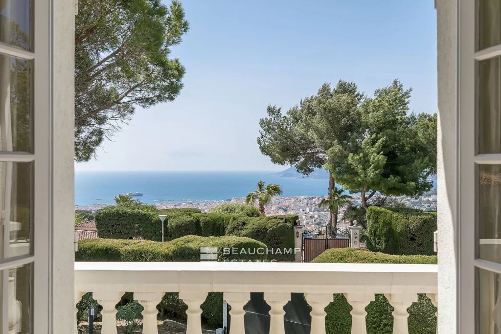 Charming 4-bedroom Provençal villa in the hills of Cannes