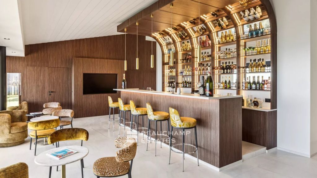 Majestic Sea View – Exceptional Contemporary Villa, Saint-Tropez, 6 Bedrooms, Prime Location