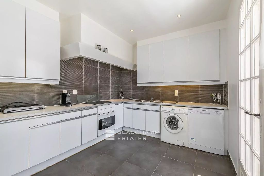 Charming 4-bedroom Provençal villa in the hills of Cannes