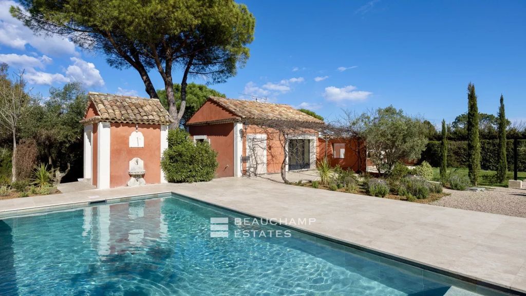 Charming Property with Swimming Pool – Mouans-Sartoux