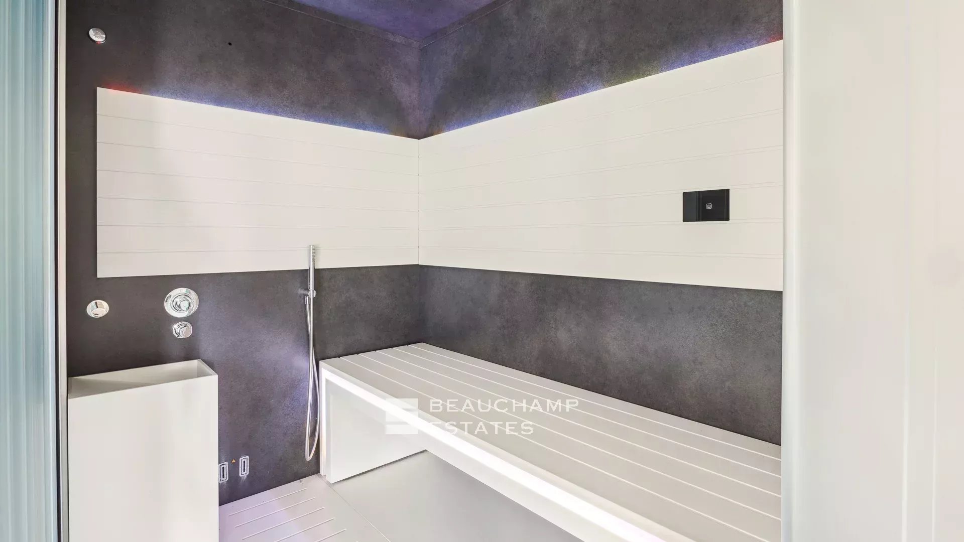 Newly redeveloped waterfront villa Cap d’Ail Newly redeveloped waterfront villa Cap d’Ail