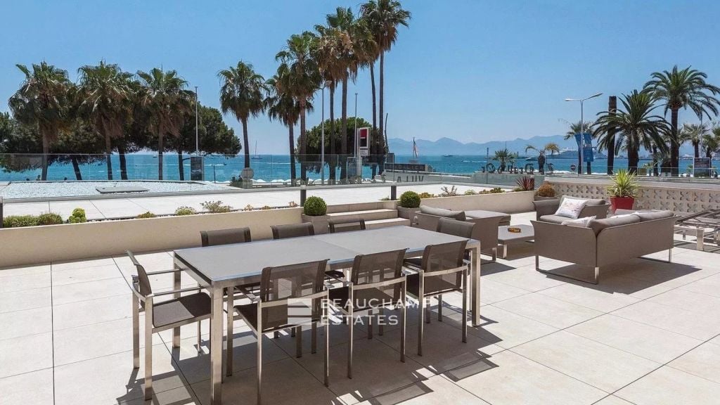 Cannes Croisette – Wonderful Duplex apartment