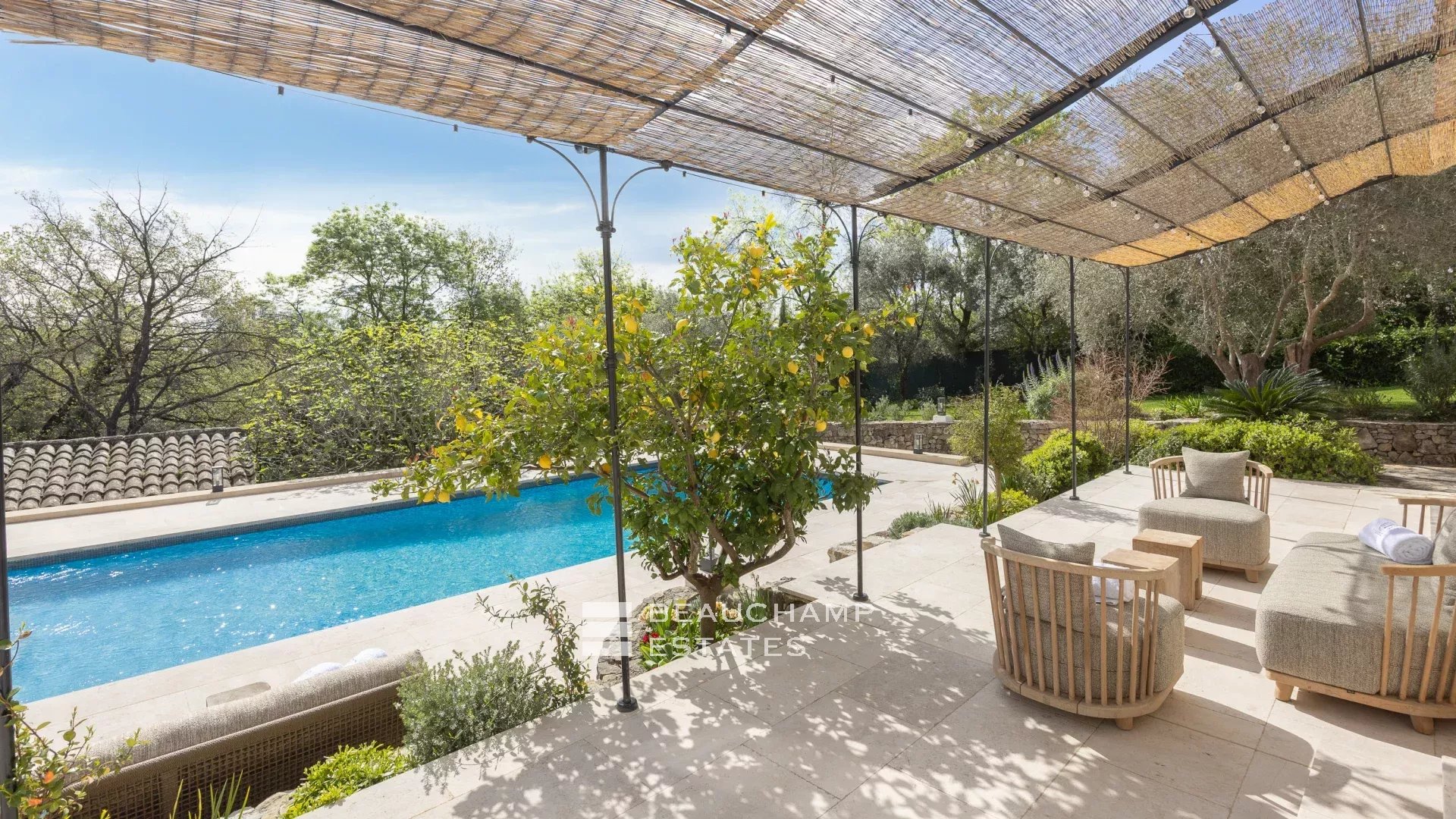 5-bedroom neo-Provencal villa in Opio 5-bedroom neo-Provencal villa in Opio