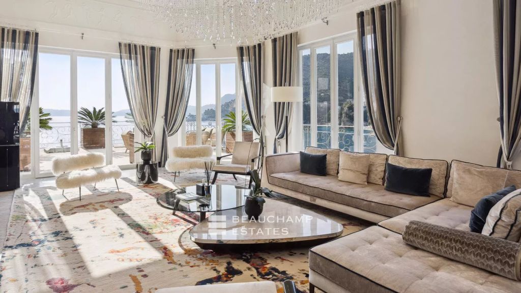 Newly redeveloped waterfront villa Cap d’Ail