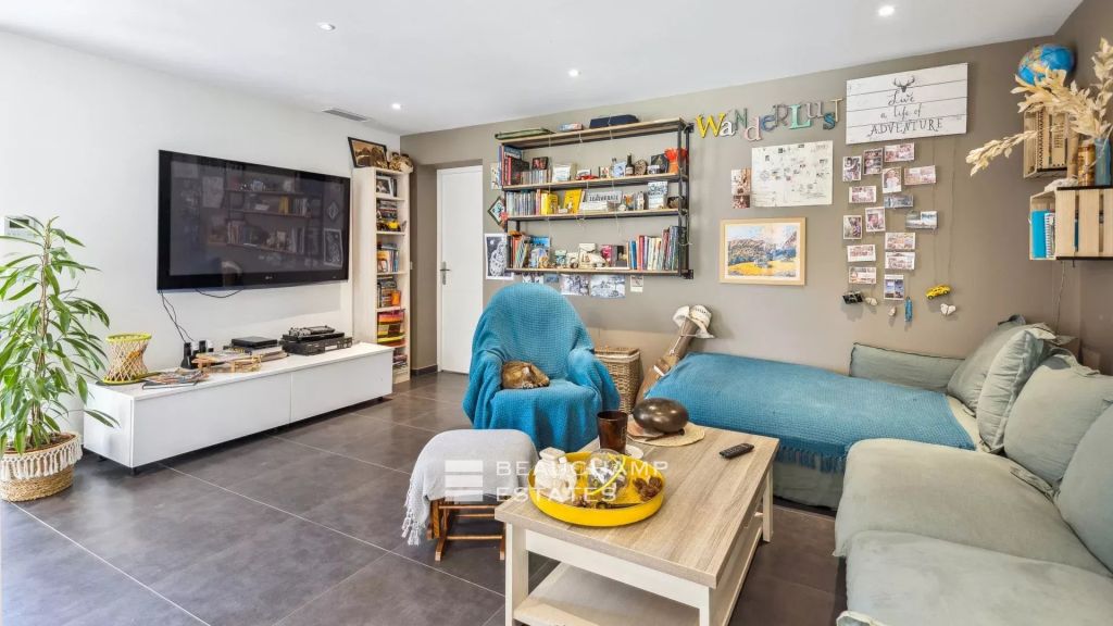 Mouans-Sartoux – villa with unobstructed views