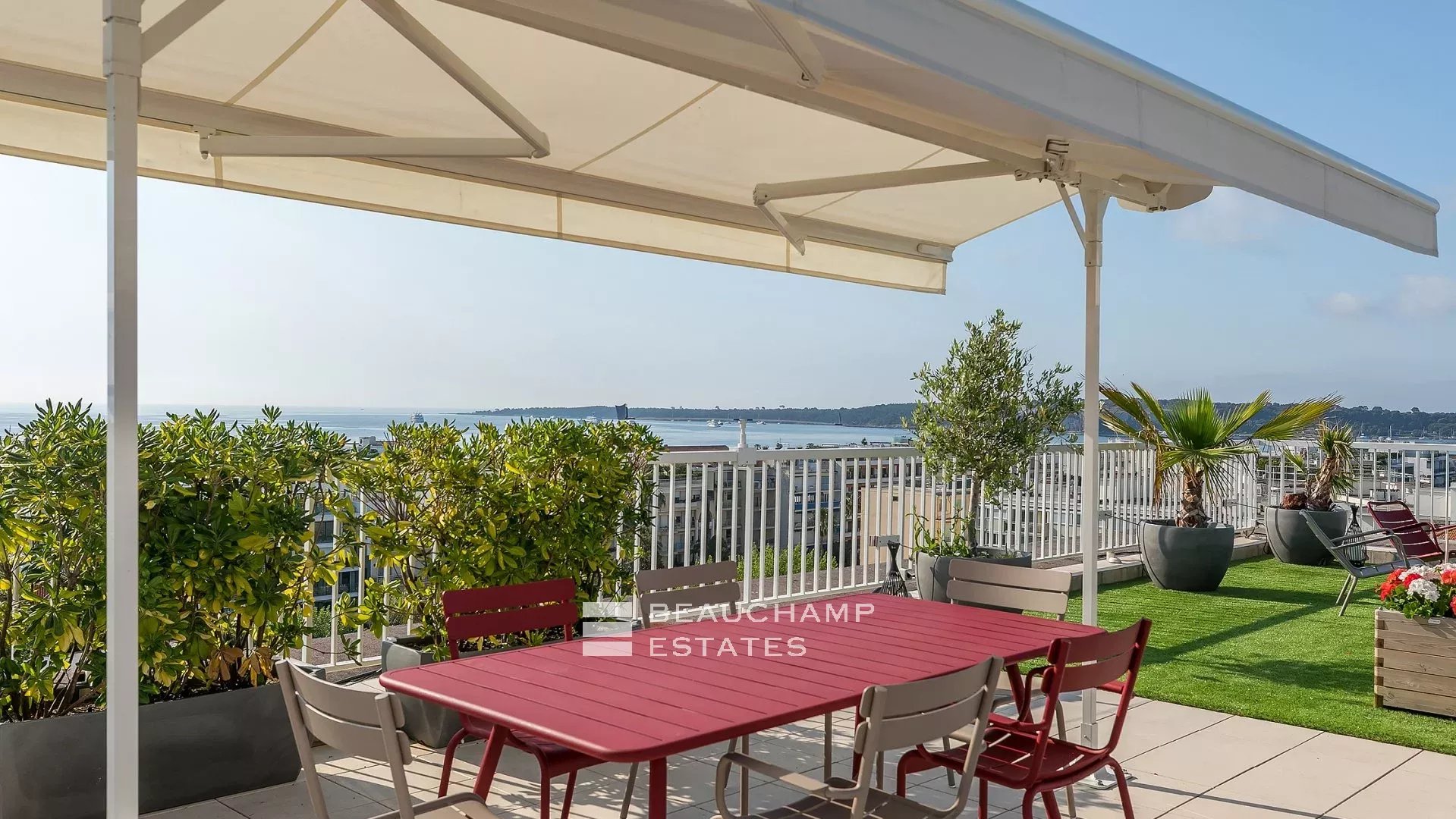 Cannes Palm Beach – Roof top apartment Cannes Palm Beach – Roof top apartment