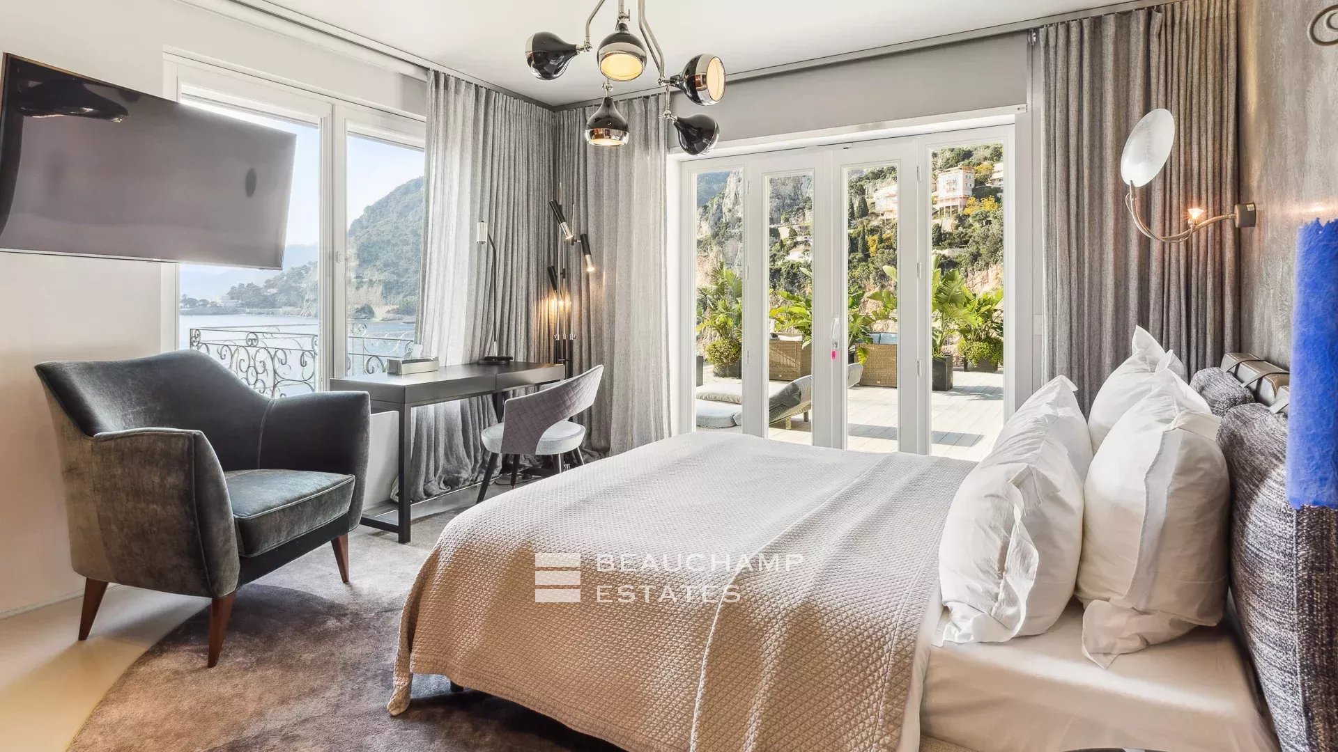 Newly redeveloped waterfront villa Cap d’Ail Newly redeveloped waterfront villa Cap d’Ail