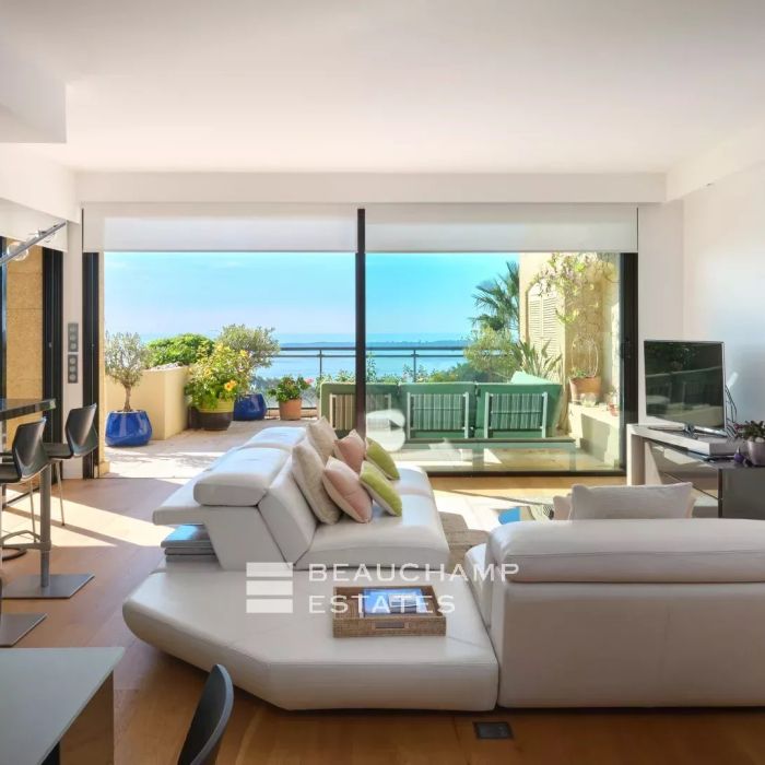 Magnifique appartement 3 chambres avec vue mer, Piscine et Tennis