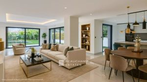 4-Bedroom Apartment with Private Garden and Swimming Pool