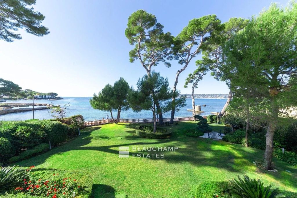 cap d’antibes – property with panoramic sea view