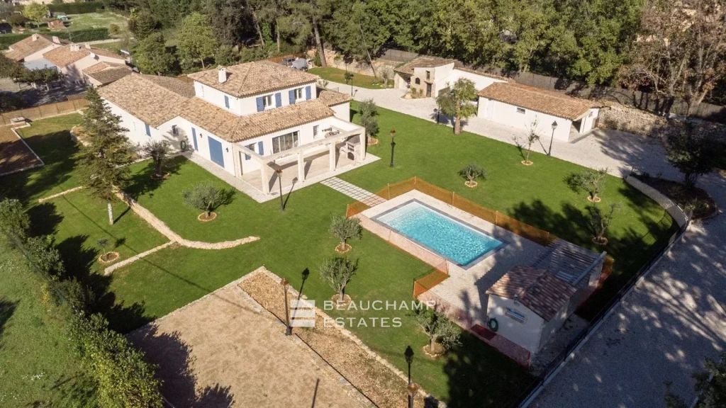 Mouans-Sartoux – villa with unobstructed views