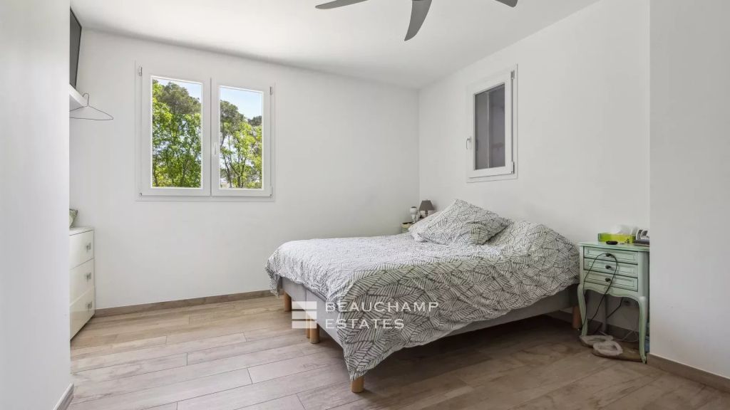 Mouans-Sartoux – villa with unobstructed views