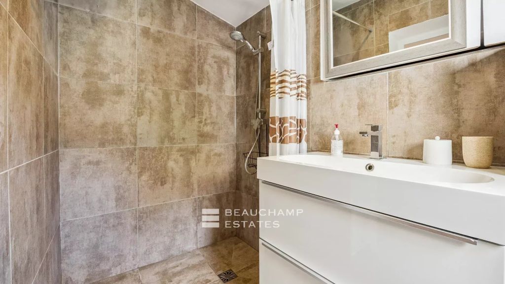 Cannes Stanislas – Charming detached house nestled in greenery