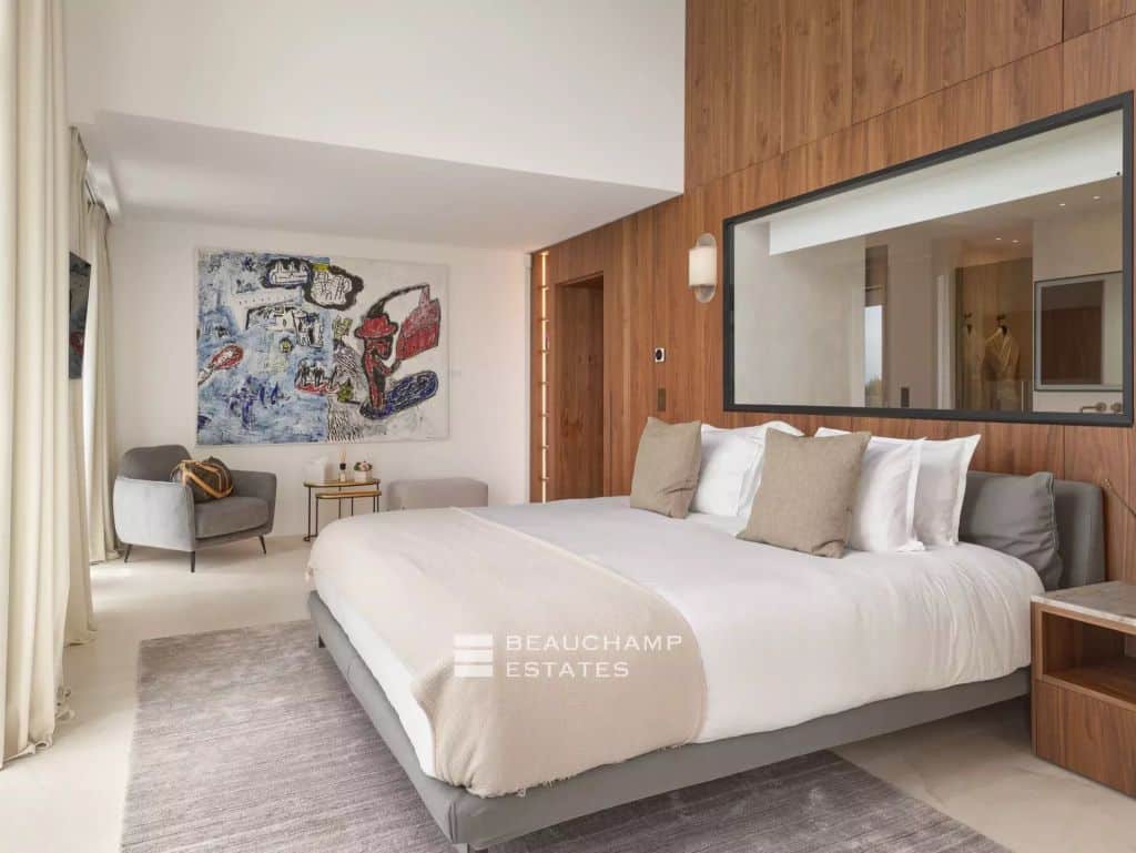 Villefranche-sur-Mer – Panoramic Sea View 5-Bedroom Villa with Pool and Spa