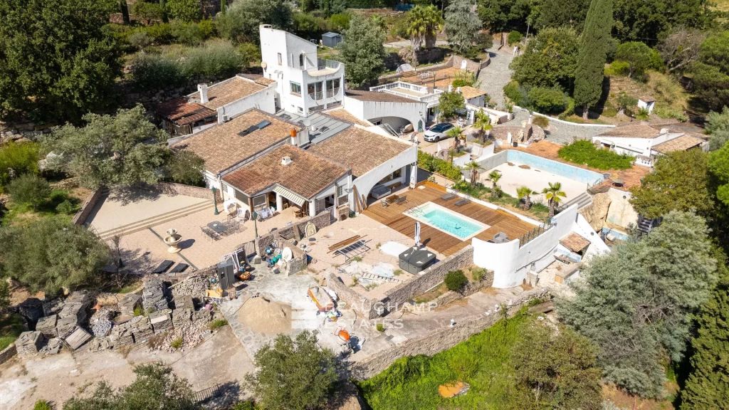 10-bedroom villa project – Grimaud